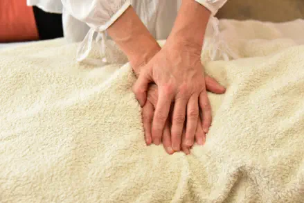 Massages pour femmes enceintes et personnes âgées